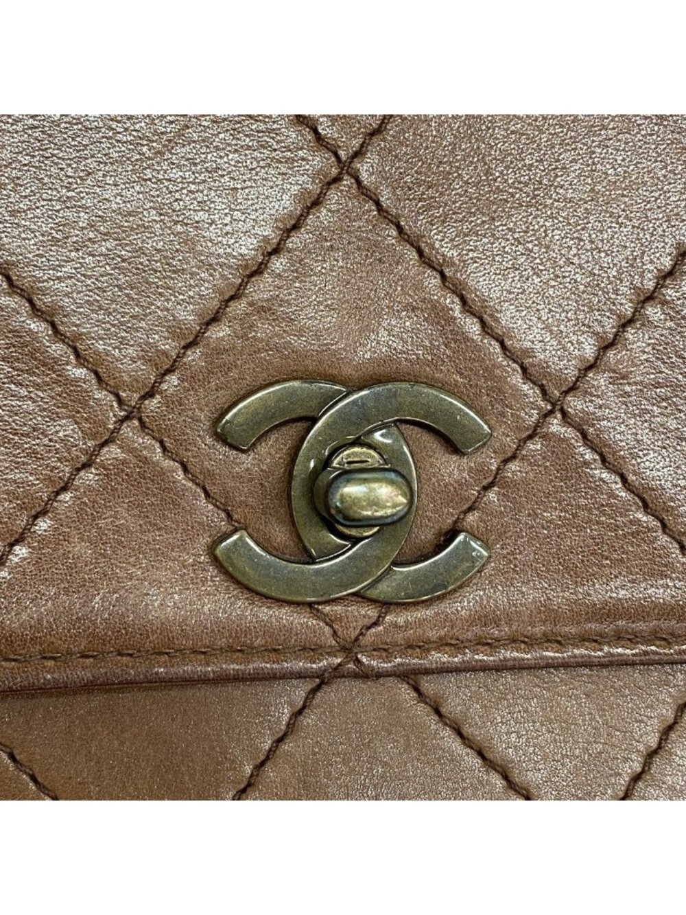 Chanel Shoulder Bag Quilted Lambskin Brown Gold - Picture 10 of 10